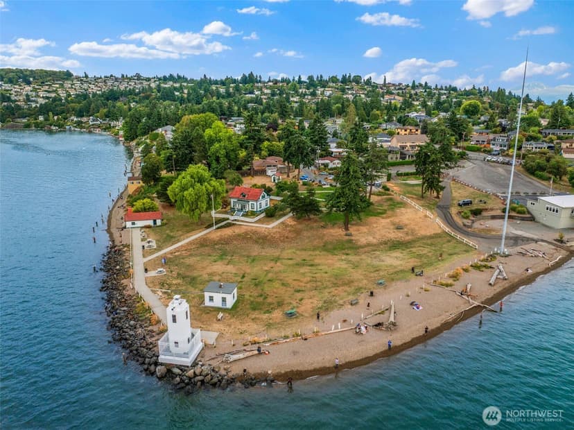 Property photo for 429 Ton-A-Wan-Da Avenue NE, Tacoma photo 40