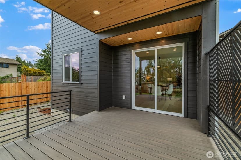 Property photo for 429 Ton-A-Wan-Da Avenue NE, Tacoma photo 36