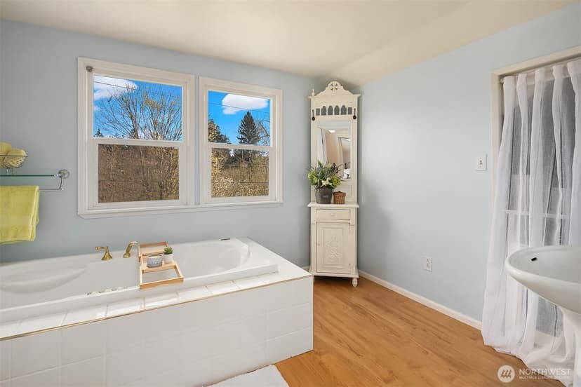 Property photo for 19011 176th Avenue NE, Woodinville photo 29