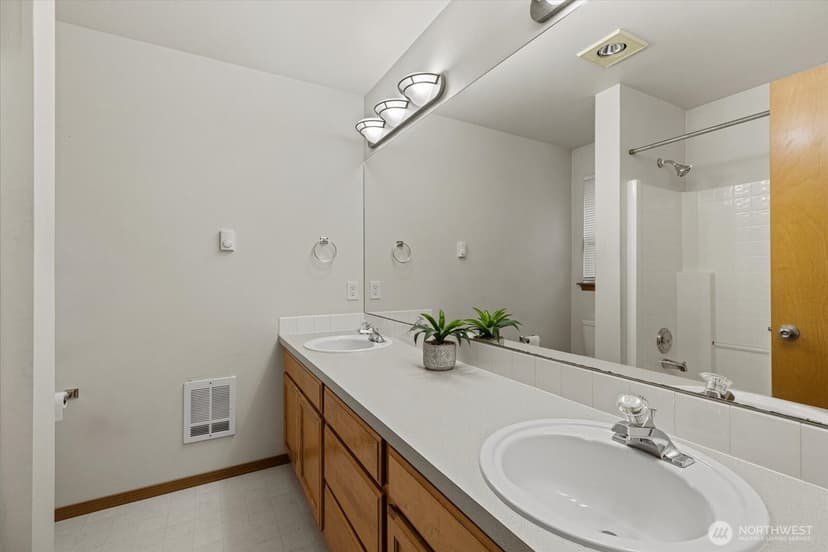 Property photo for 10829 19th Avenue SE #1D, Everett photo 25