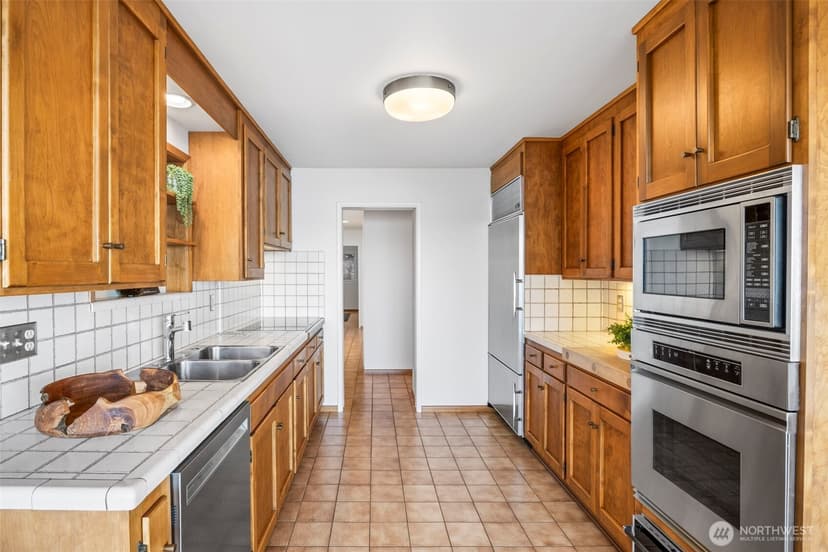 Property photo for 1203 Madrona Avenue, Everett photo 12
