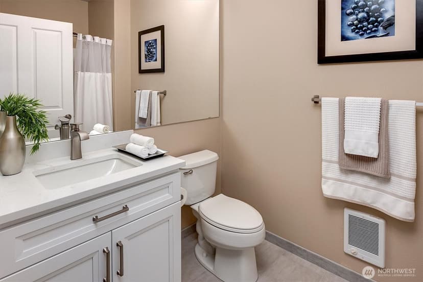 Property photo for 6831 NE 170th Street #206, Kenmore photo 15