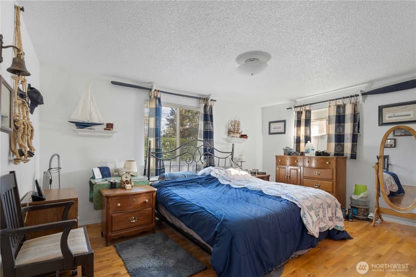 Property photo for 12318 34th Avenue E, Tacoma photo 21