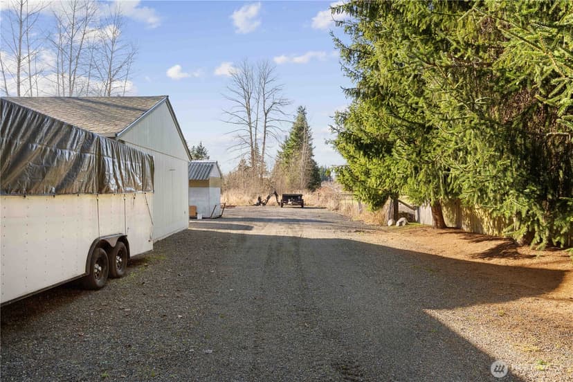 Property photo for 12318 34th Avenue E, Tacoma photo 9
