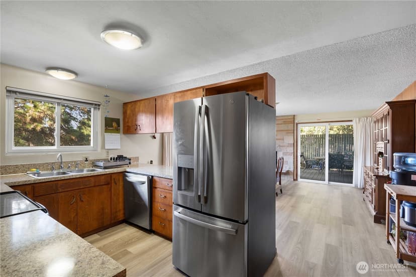 Property photo for 12318 34th Avenue E, Tacoma photo 16