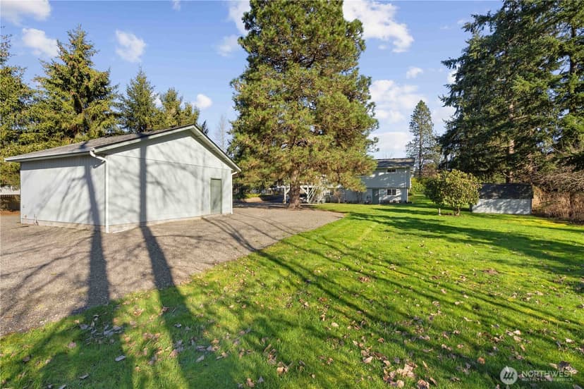 Property photo for 12318 34th Avenue E, Tacoma photo 5