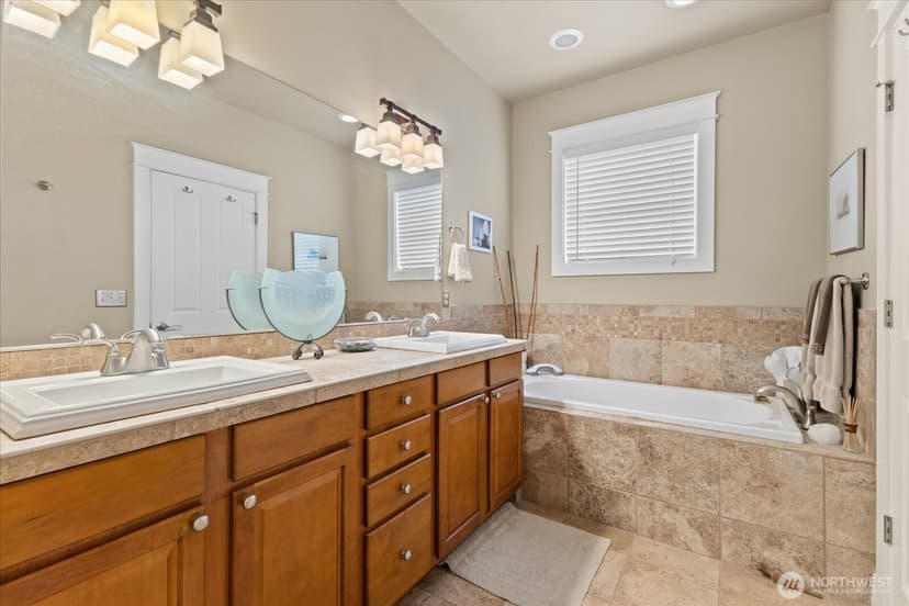 Property photo for 7228 Rosemount Circle, Tacoma photo 15