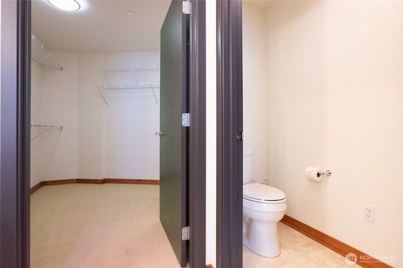 Property photo for 2716 Elliott Avenue #900, Seattle photo 14