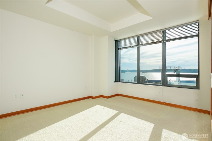 Property photo for 2716 Elliott Avenue #900, Seattle photo 15