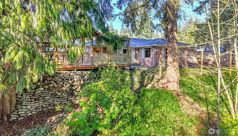 Property photo for 6214 75th Street W, Lakewood photo 38