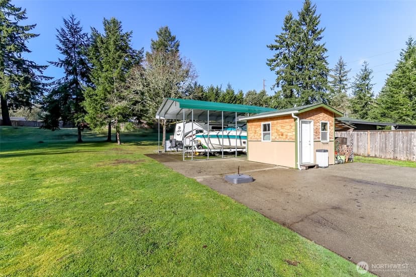 Property photo for 6214 75th Street W, Lakewood photo 37
