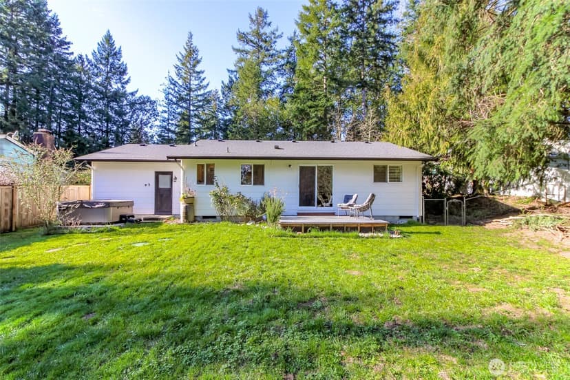 Property photo for 955 California Avenue SE, Port Orchard photo 29