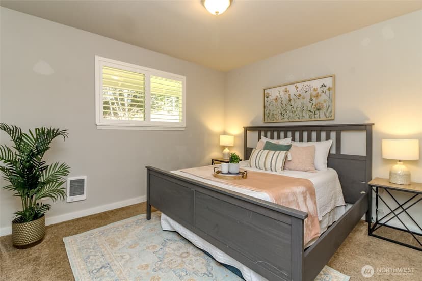 Property photo for 955 California Avenue SE, Port Orchard photo 17