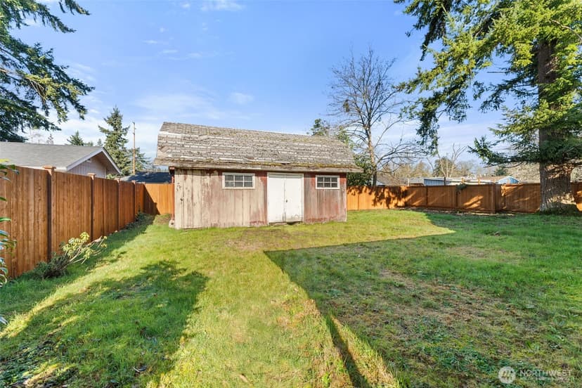 Property photo for 8725 121st Street SW, Lakewood photo 26