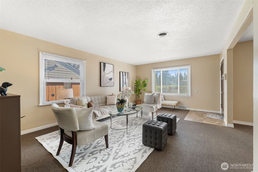 Property photo for 8725 121st Street SW, Lakewood photo 4