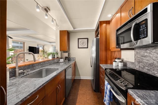 Property photo for 1107 1st Avenue #602, Seattle photo 5
