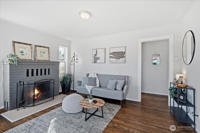 Property photo for 7359 16th Avenue SW, Seattle photo 5