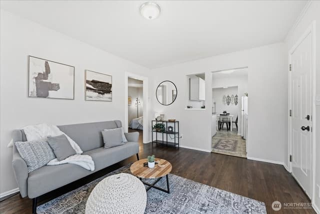 Property photo for 7359 16th Avenue SW, Seattle photo 4