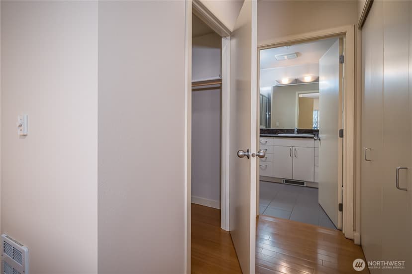 Property photo for 1 Broadway #211, Tacoma photo 14