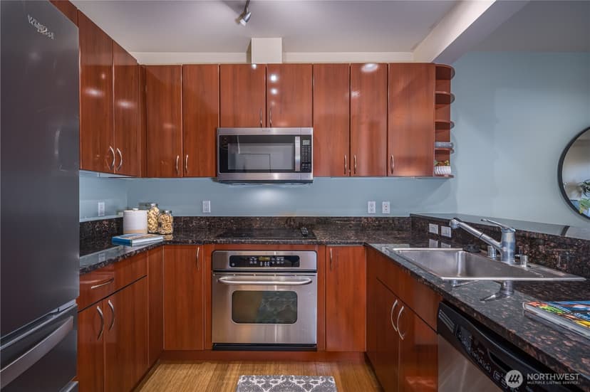 Property photo for 1 Broadway #211, Tacoma photo 11