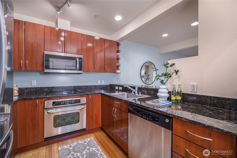 Property photo for 1 Broadway #211, Tacoma photo 10