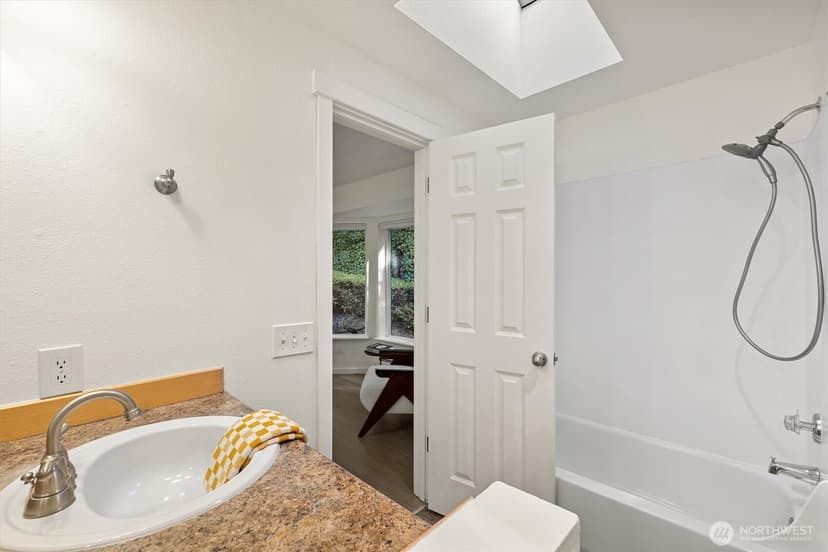 Property photo for 3816 131st Lane SE #K2, Bellevue photo 17
