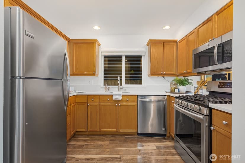 Property photo for 2024 NW 57th Street ##102, Seattle photo 15