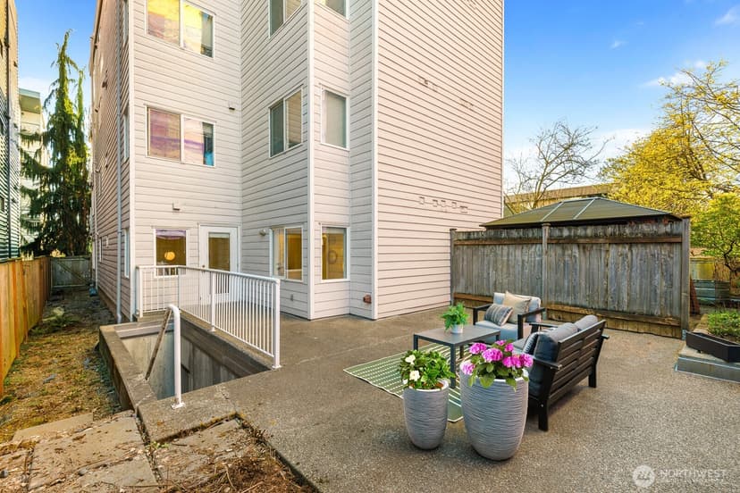 Property photo for 2024 NW 57th Street ##102, Seattle photo 29