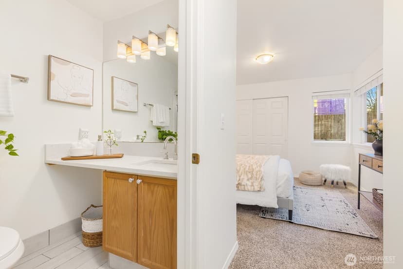 Property photo for 2024 NW 57th Street ##102, Seattle photo 19