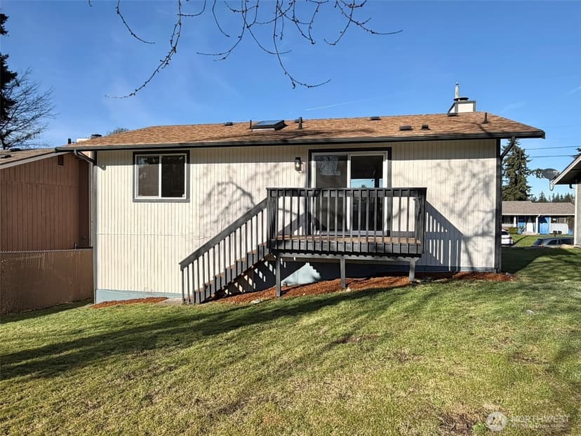 Property photo for 1742 Lafayette Street S, Tacoma photo 23