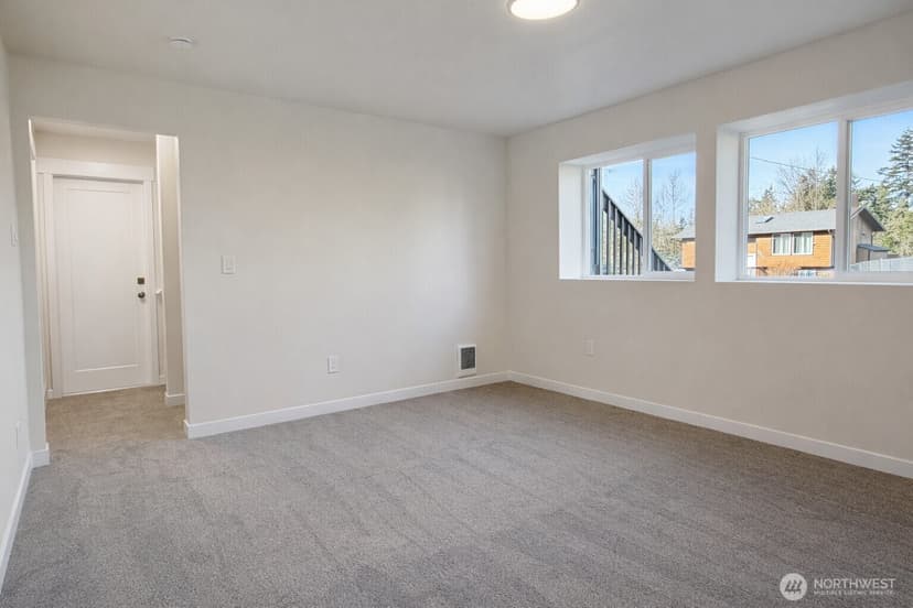 Property photo for 1742 Lafayette Street S, Tacoma photo 8