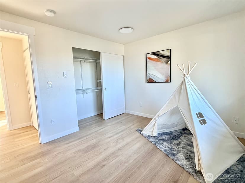 Property photo for 1742 Lafayette Street S, Tacoma photo 14