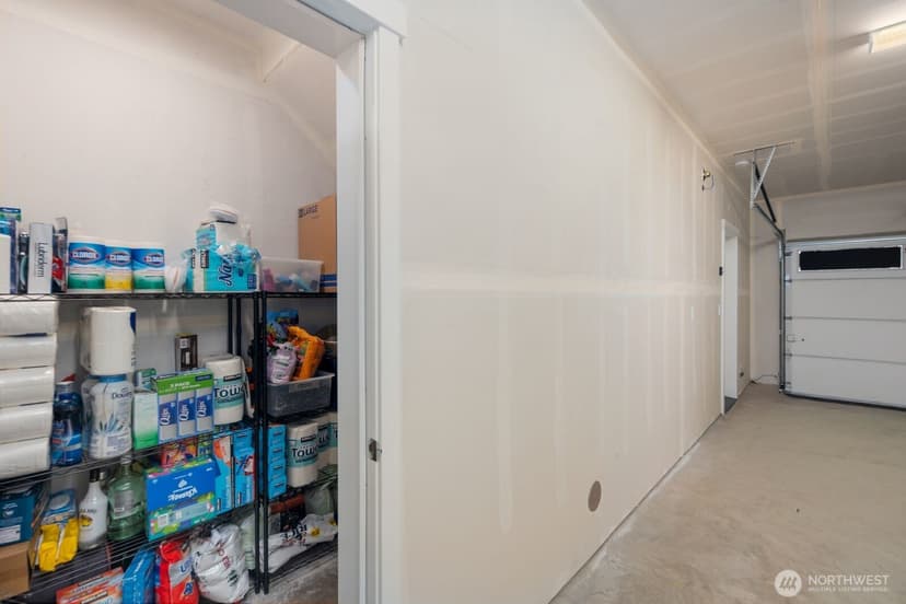 Property photo for 18124 1st Place SW, Normandy Park photo 37