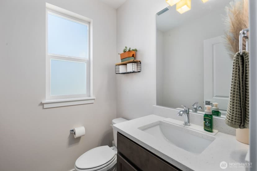 Property photo for 18124 1st Place SW, Normandy Park photo 19