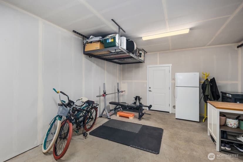 Property photo for 18124 1st Place SW, Normandy Park photo 33