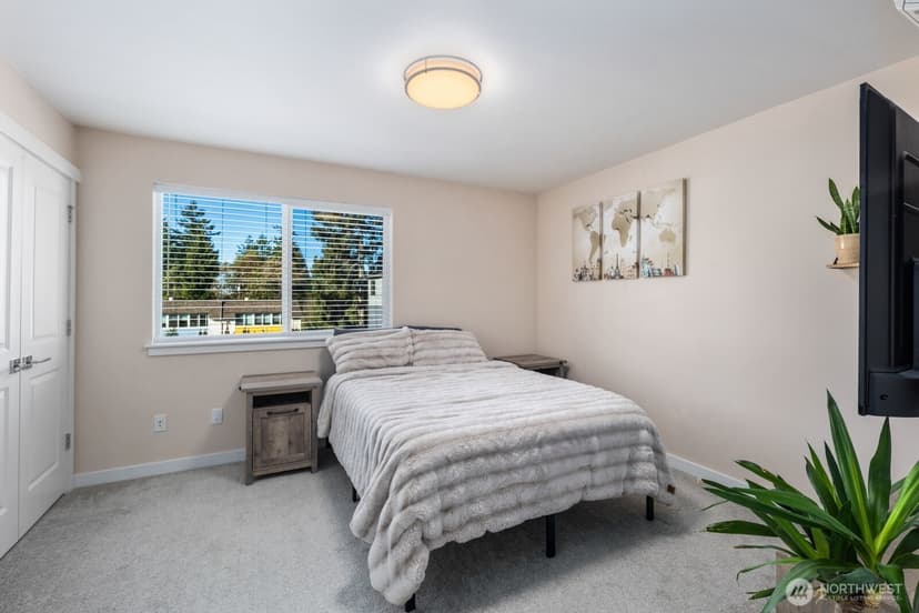 Property photo for 18124 1st Place SW, Normandy Park photo 20