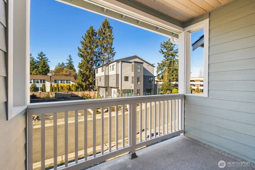 Property photo for 18124 1st Place SW, Normandy Park photo 16