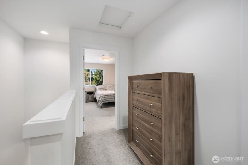 Property photo for 18124 1st Place SW, Normandy Park photo 25