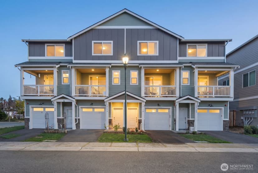 Property photo for 18124 1st Place SW, Normandy Park