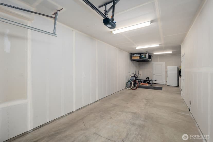Property photo for 18124 1st Place SW, Normandy Park photo 32
