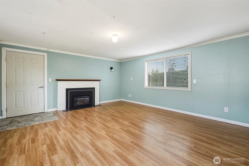 Property photo for 108 F Street SE, Auburn photo 14