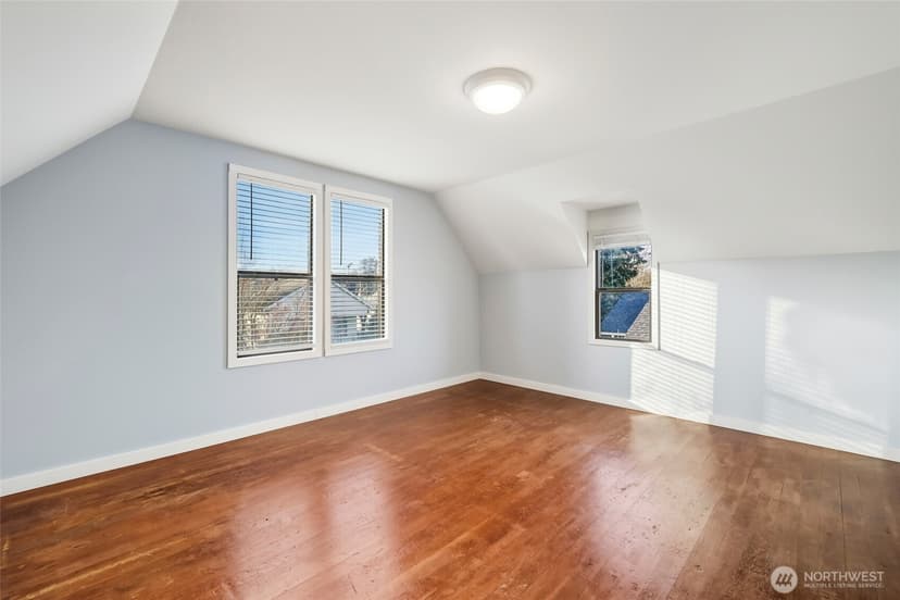 Property photo for 108 F Street SE, Auburn photo 22