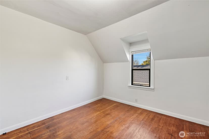 Property photo for 108 F Street SE, Auburn photo 26