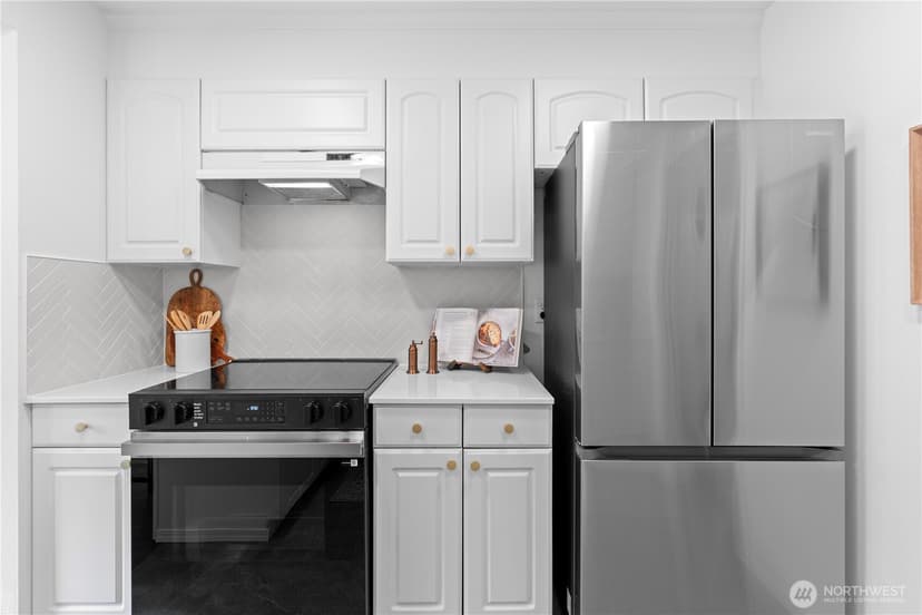 Property photo for 13735 15th Avenue NE #A7, Seattle photo 7