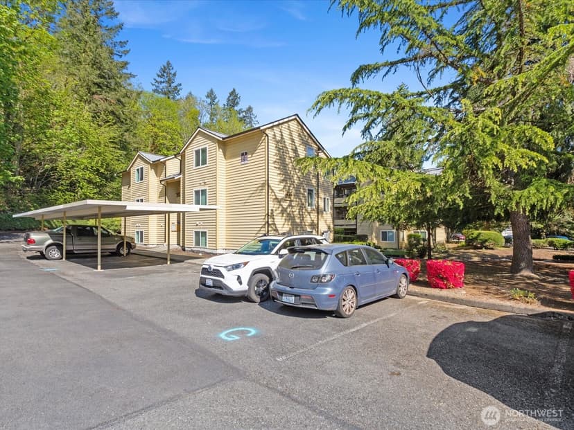 Property photo for 455 Newport Way NW #302, Issaquah photo 20