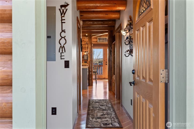 Property photo for 351 Ridge Loop Drive, Cle Elum photo 10