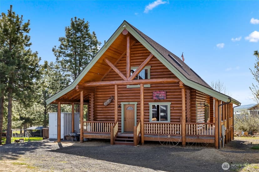 Property photo for 351 Ridge Loop Drive, Cle Elum photo 2