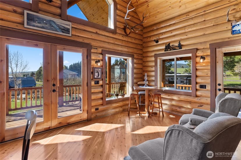 Property photo for 351 Ridge Loop Drive, Cle Elum photo 18