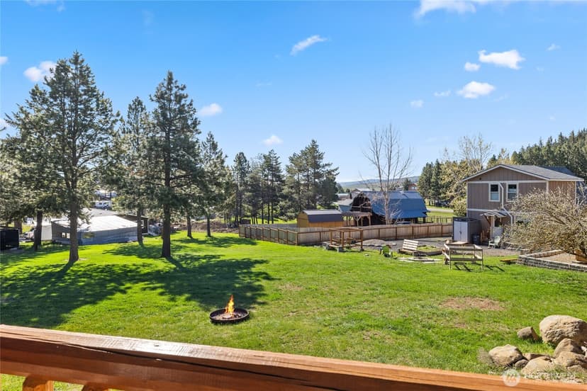 Property photo for 351 Ridge Loop Drive, Cle Elum photo 9