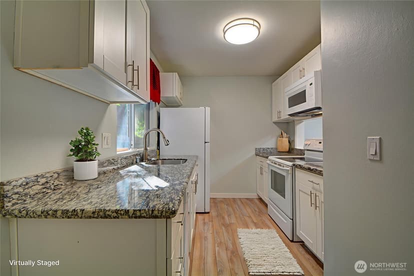 Property photo for 4807 180th Street SW #E105, Lynnwood photo 3